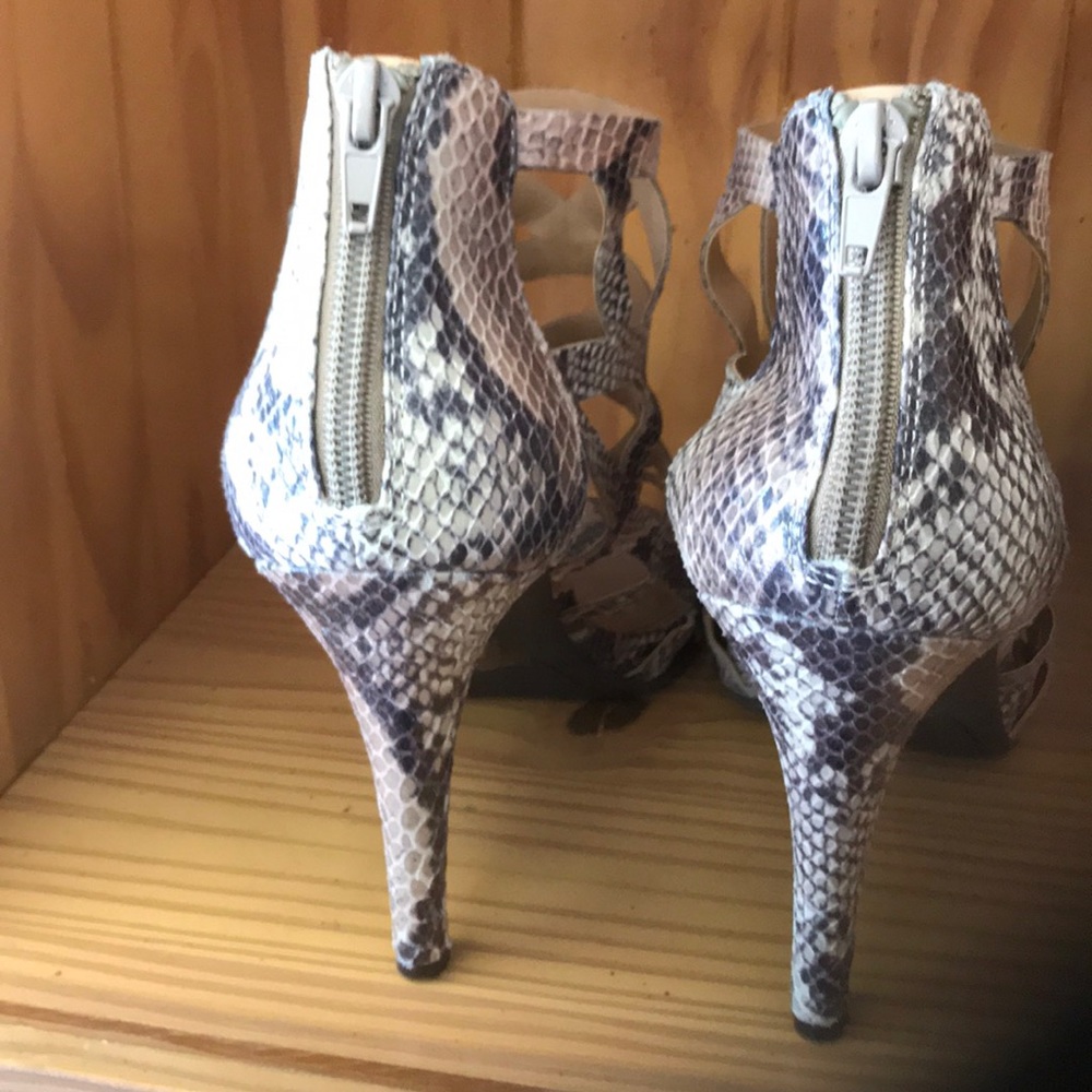 Sandals - Picture 3 of 3